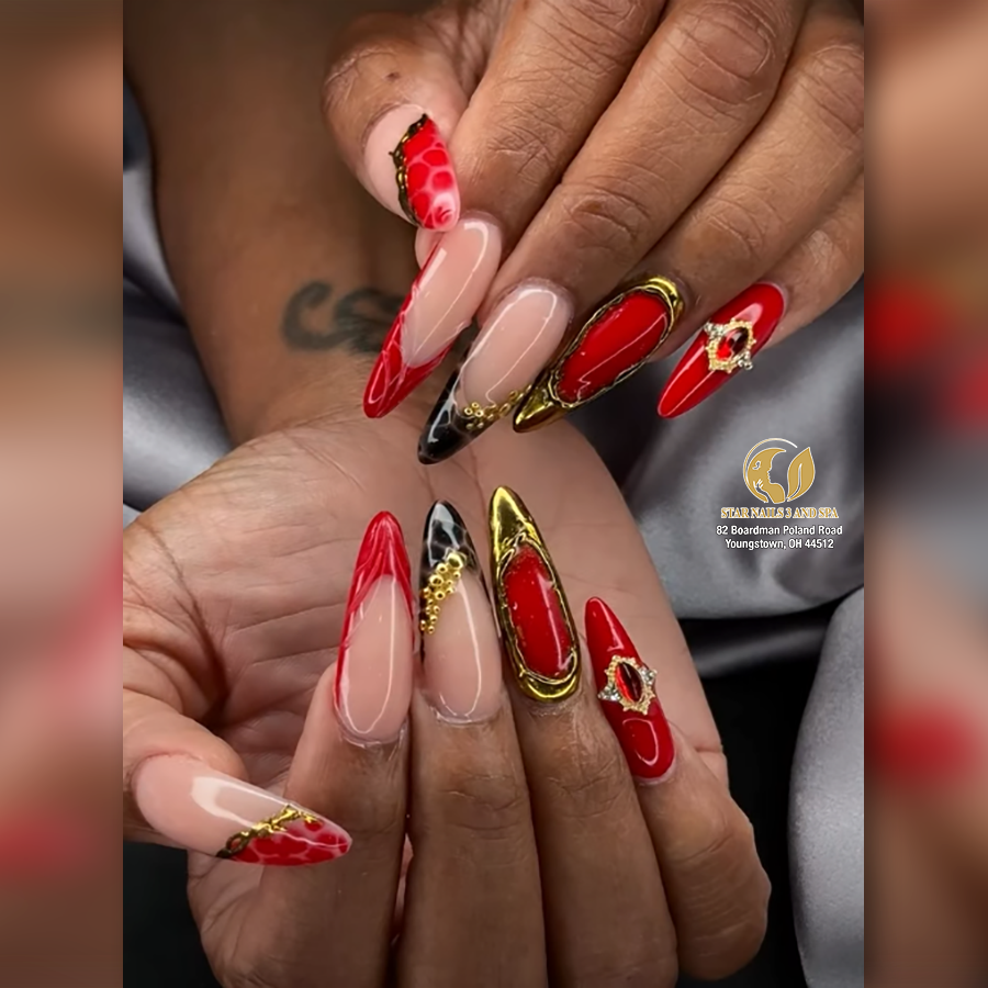 Trending July Nail Ideas